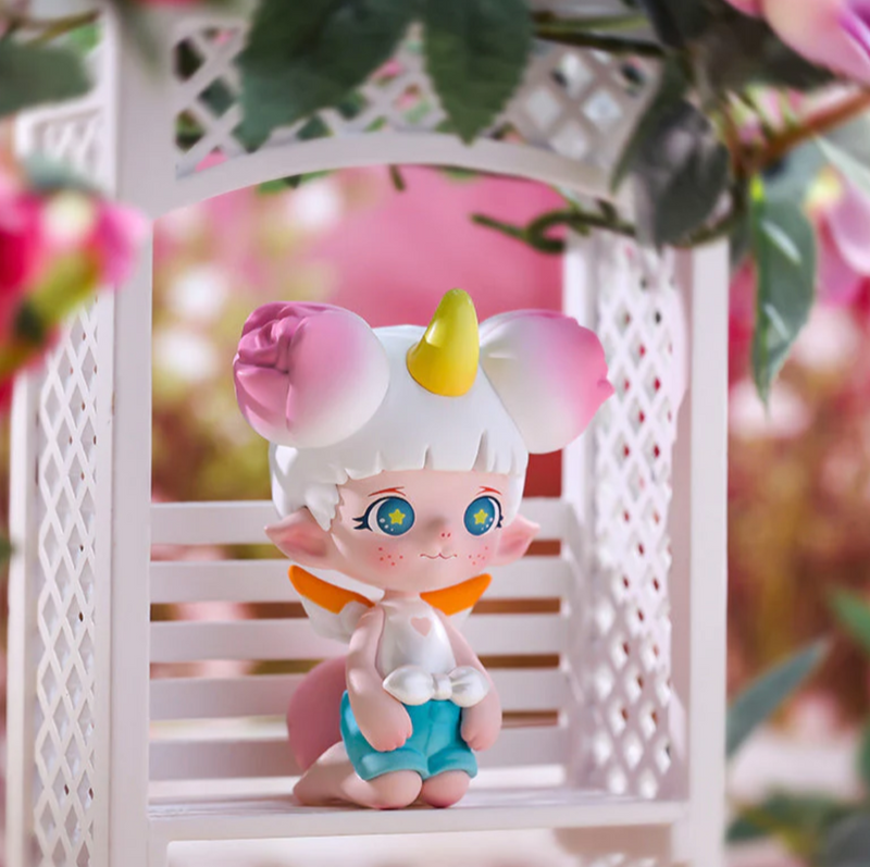 [POP MART] Zoe Zodiac Flower Whispering Series Blind Box